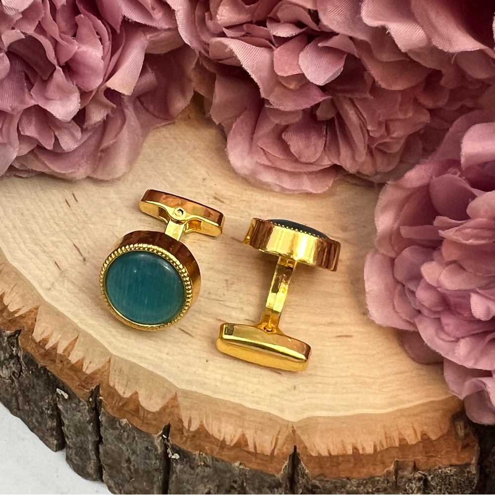 Elegant Round Caribbean Blue Aquamarine Cufflinks - Picture 9 of 16